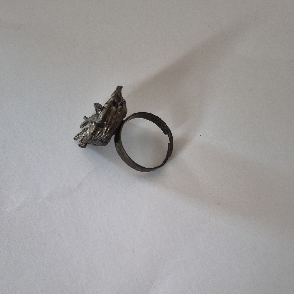 Elegant Gold Bird Nest Ring - Picture 4 of 4